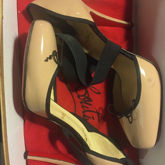 Christian Louboutin Black & Nude Heels 37.5 - Picture 7 of 7